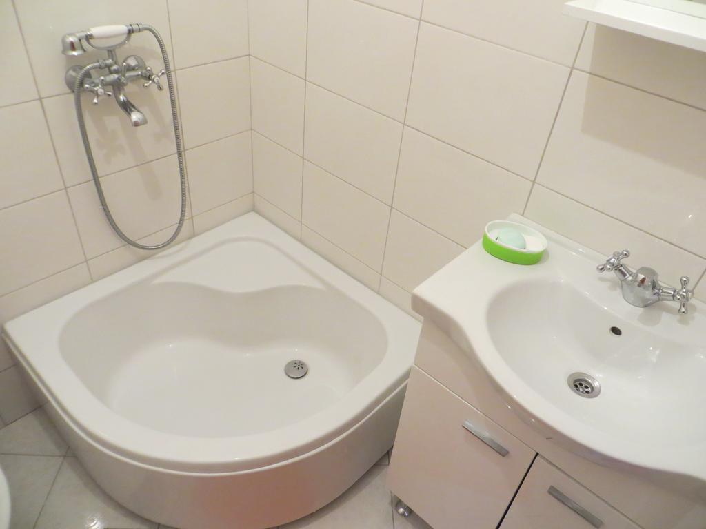 הרצג-נובי Apartments Kanli Kula מראה חיצוני תמונה